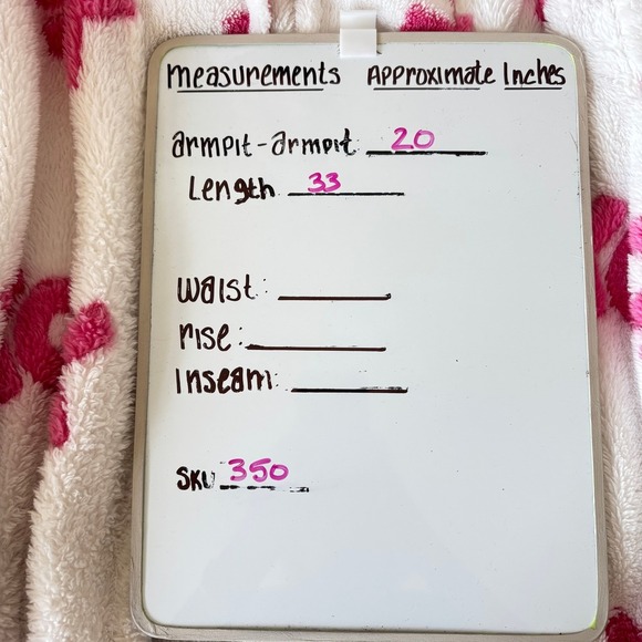 Betsey Johnson Intimates Small Plush Hooded Robe XOXO Pockets White Pink Comfy - Picture 12 of 12